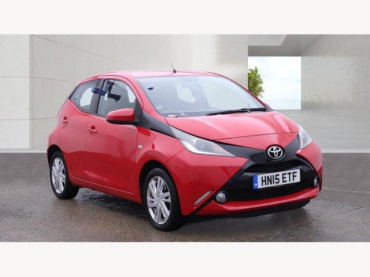 Toyota AYGO 1.0 VVT-i X-pression X-wave Euro 5 5dr Euro 5