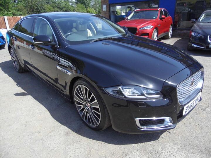 Jaguar XJ 3.0d V6 Autobiography Auto Euro 6 (s/s) 4dr (LWB)