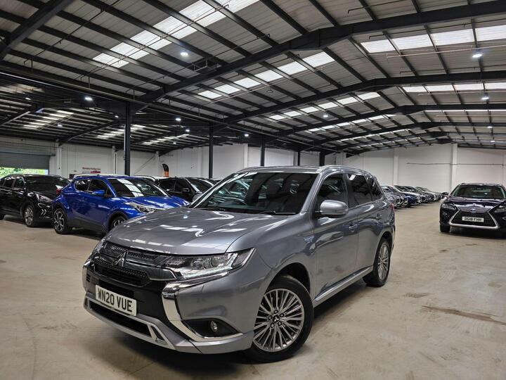 Mitsubishi Outlander 2.4h TwinMotor 13.8kWh Dynamic CVT 4WD Euro 6 (s/s) 5dr Mitsubishi Outlander 2.4h TwinMotor 13.8kWh Dynamic CVT 4WD Euro 6 (s/s) 5dr