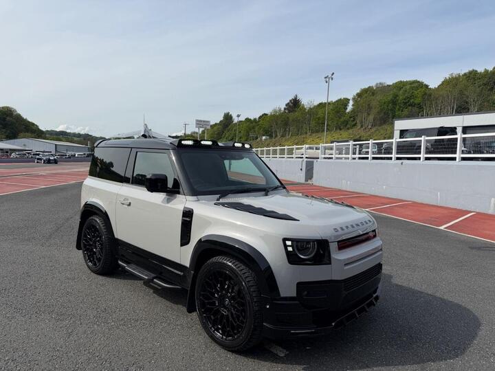 Land Rover DEFENDER 90 D250 HARD TOP S Wide Track Commercial JUMP SEAT MHEV 3.0 Diesel  Air Suspension / PRO Pack / 3St