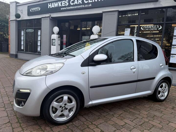 Peugeot 107 1.0 12V Allure Euro 5 5dr