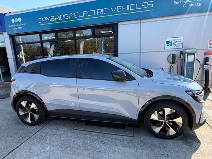 Renault Megane E-Tech 60kWh Equilibre Auto 5dr (optimum Charge)