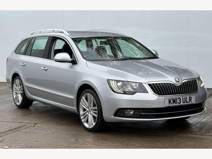 Skoda SUPERB 2.0 TDI Elegance DSG Euro 5 (s/s) 5dr