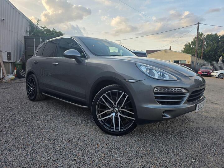 Porsche Cayenne 3.0 TD V6 Tiptronic 4WD Euro 5 (s/s) 5dr