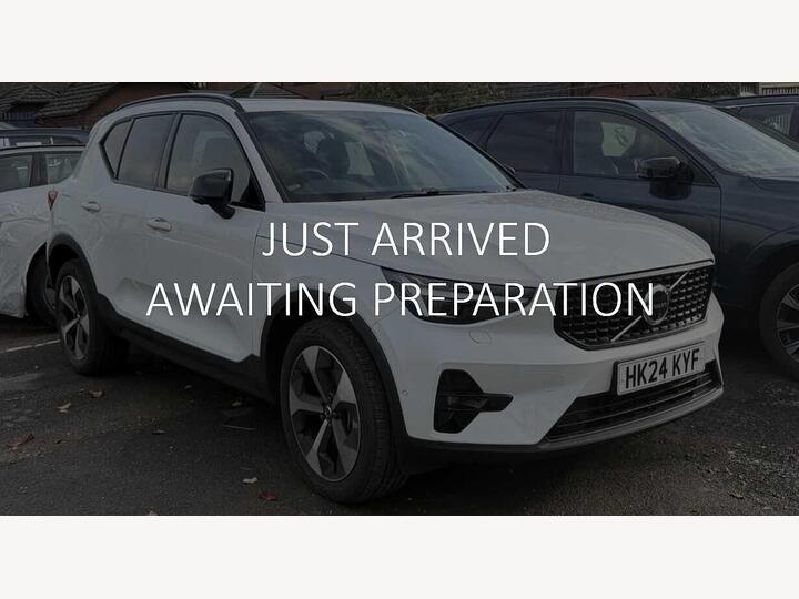 Volvo XC40 2.0 B4 MHEV Ultra Dark DCT Auto Euro 6 (s/s) 5dr
