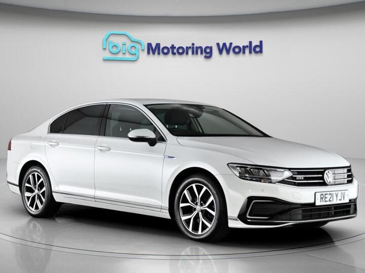 Volkswagen Passat 1.4 TSI 13kWh GTE DSG Euro 6 (s/s) 4dr