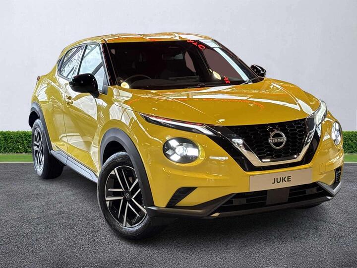 Nissan JUKE 1.0 DIG-T N-Connecta Euro 6 (s/s) 5dr