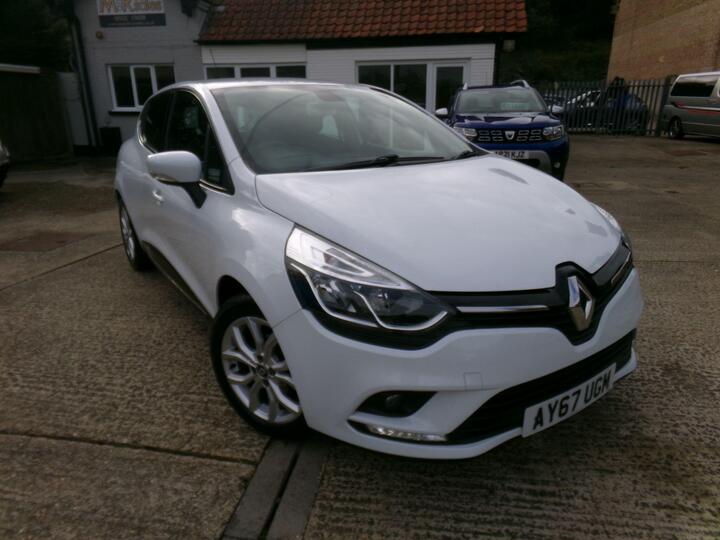 Renault Clio 1.2 16V Dynamique Nav Euro 6 5dr Renault Clio 1.2 16V Dynamique Nav Euro 6 5dr