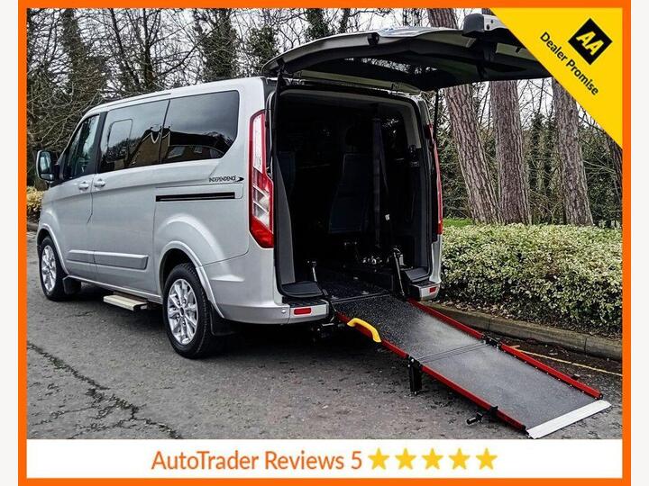 Ford TOURNEO CUSTOM 2.0 320 EcoBlue Titanium Auto L1 Euro 6 (s/s) 5dr