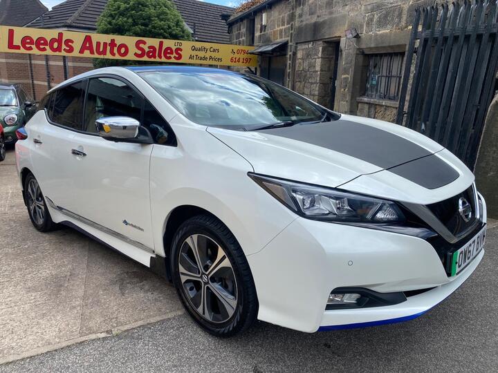 Nissan Leaf 40kWh Tekna Auto 5dr Nissan Leaf 40kWh Tekna Auto 5dr