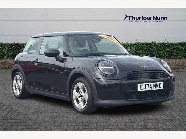 MINI Cooper 1.5C Classic Steptronic Euro 6 (s/s) 3dr