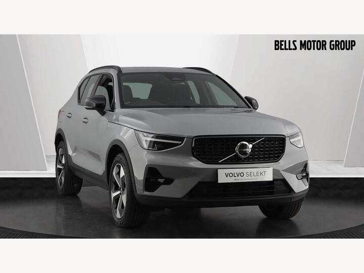 Volvo XC40 2.0 B3 MHEV Plus DCT Auto Euro 6 (s/s) 5dr
