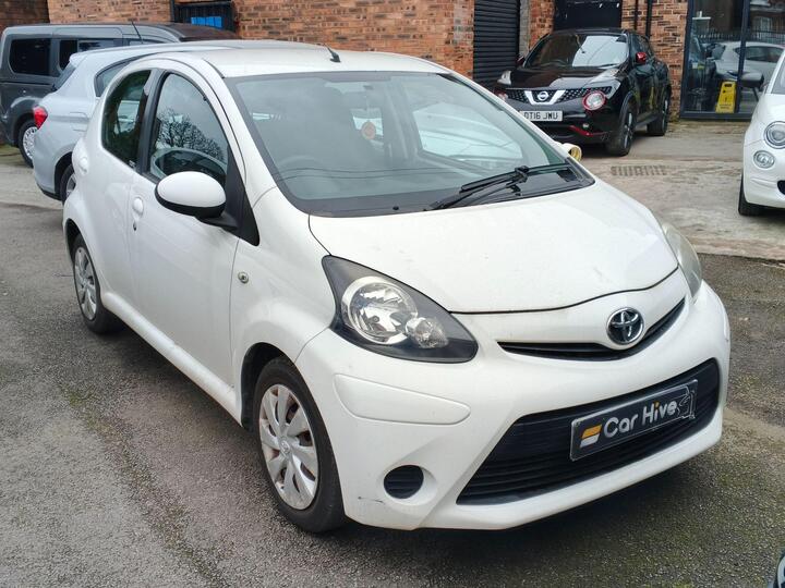 Toyota AYGO 1.0 VVT-i + Euro 5 5dr