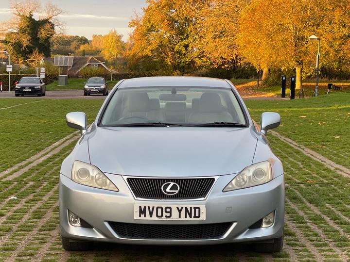 Lexus IS 2.2 220TD SE 4dr