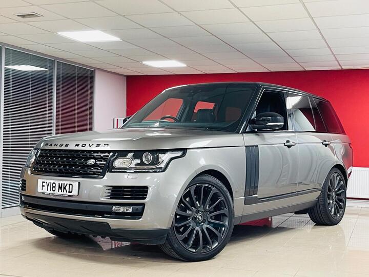 Land Rover Range Rover 4.4 SD V8 Vogue SE Auto 4WD Euro 6 (s/s) 5dr Land Rover Range Rover 4.4 SD V8 Vogue SE Auto 4WD Euro 6 (s/s) 5dr