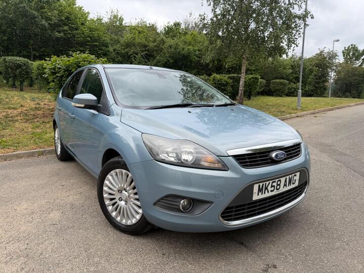 Ford Focus 1.6 Titanium 5dr