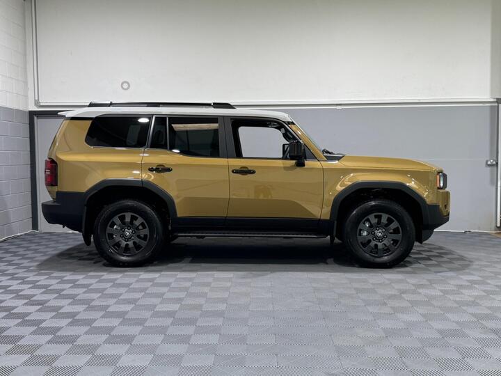 Toyota Land Cruiser 2.8D First Edition Auto 4WD Euro 6 (s/s) 5dr (LWB)