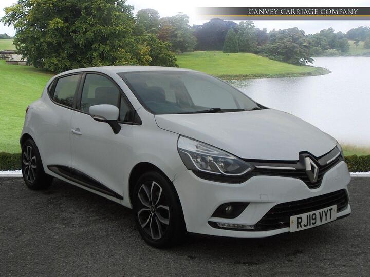 Renault Clio 0.9 TCe Play Euro 6 (s/s) 5dr
