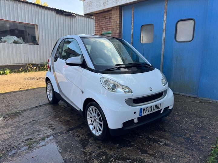 Smart Fortwo 1.0 MHD Passion SoftTouch Euro 5 (s/s) 2dr Smart Fortwo 1.0 MHD Passion SoftTouch Euro 5 (s/s) 2dr
