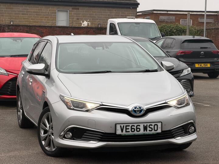 Toyota Auris 1.8 VVT-h Excel CVT Euro 6 (s/s) 5dr (Safety Sense)