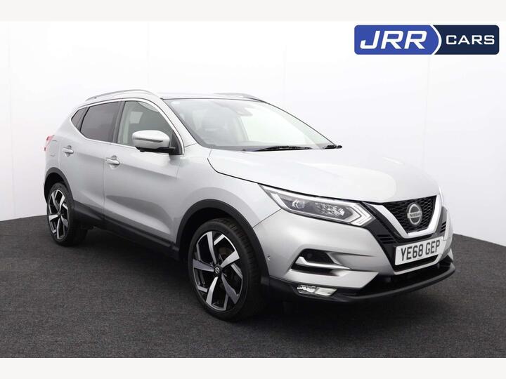 Nissan QASHQAI 1.3 DIG-T Tekna Euro 6 (s/s) 5dr