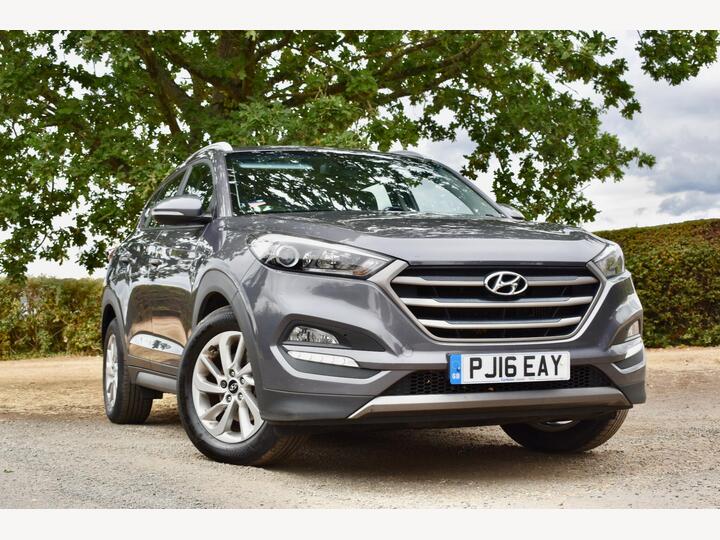 Hyundai TUCSON 2.0 CRDi SE Nav 4WD Euro 6 5dr