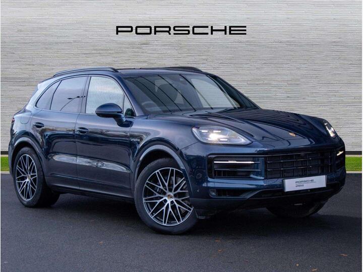 Porsche Cayenne 3.0 V6 E-Hybrid 25.9kWh TiptronicS 4WD Euro 6 (s/s) 5dr