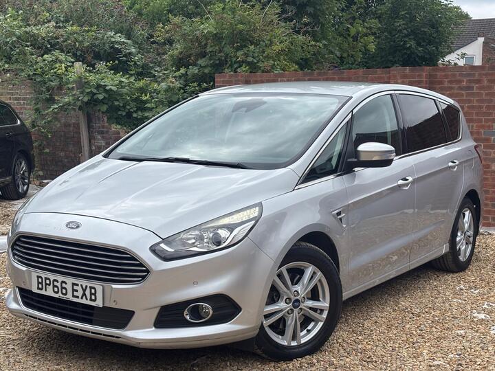 Ford S-Max 2.0 TDCi Titanium Euro 6 (s/s) 5dr