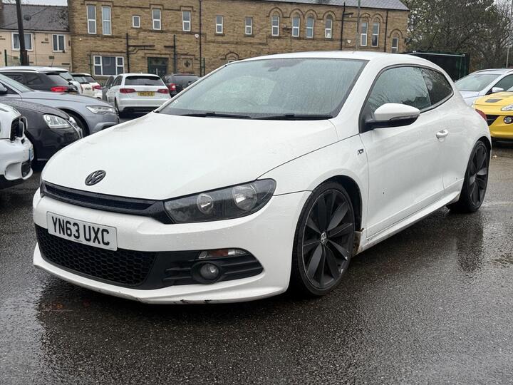 Volkswagen Scirocco 2.0 TDI BlueMotion Tech R-Line DSG Euro 5 (s/s) 3dr (Leather, Nav)