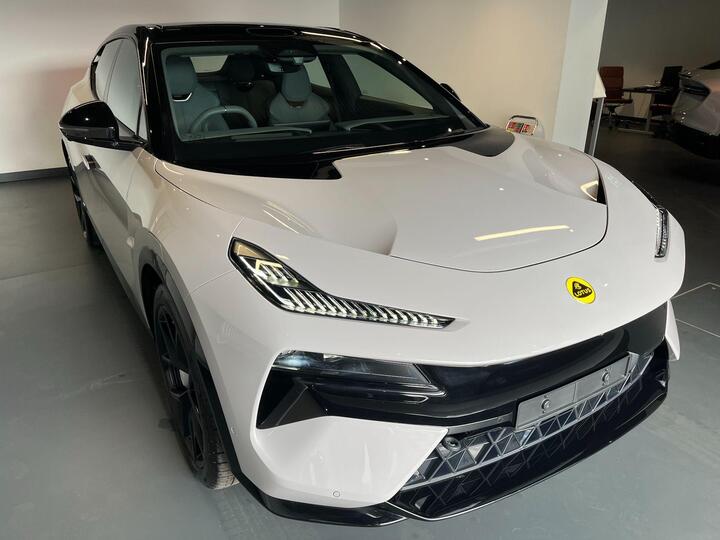 Lotus Eletre 112kWh Auto 4WD 5dr (Dual Motor)