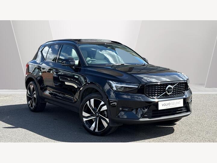 Volvo XC40 2.0 B3 MHEV Ultra Dark DCT Auto Euro 6 (s/s) 5dr