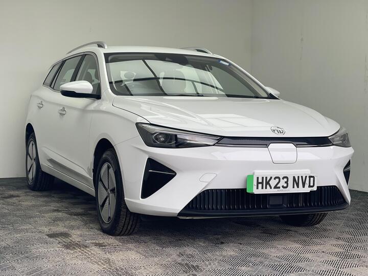 MG MG5 61.1kWh SE Long Range Auto 5dr