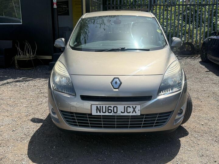 Renault Grand Scenic 1.5 DCi Dynamique TomTom Euro 4 5dr