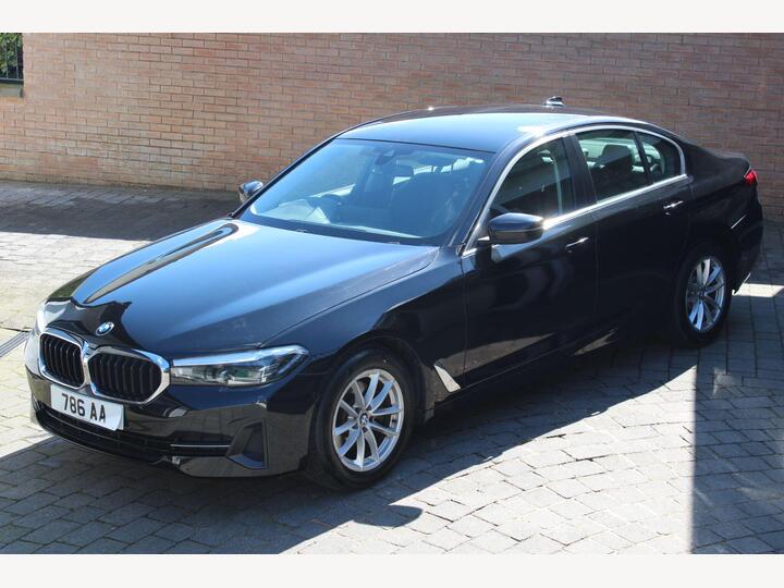 BMW 5 Series 2.0 520d MHT SE Steptronic Euro 6 (s/s) 4dr BMW 5 Series 2.0 520d MHT SE Steptronic Euro 6 (s/s) 4dr