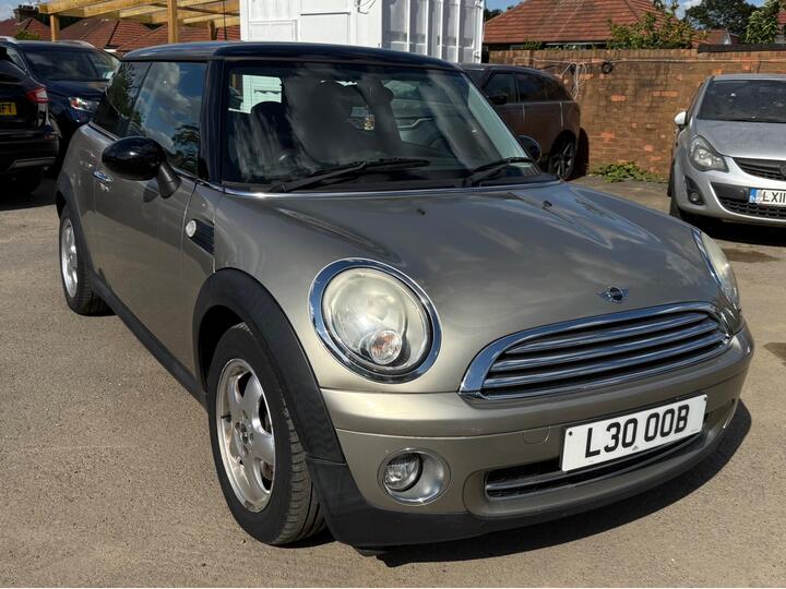 MINI Hatch 1.6 Cooper Steptronic Euro 4 3dr