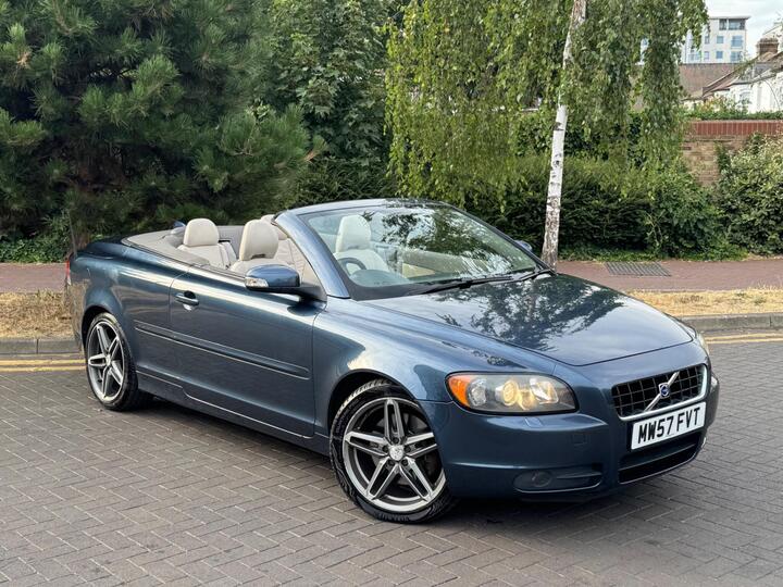 Volvo C70 2.5 T5 SE Lux 2dr