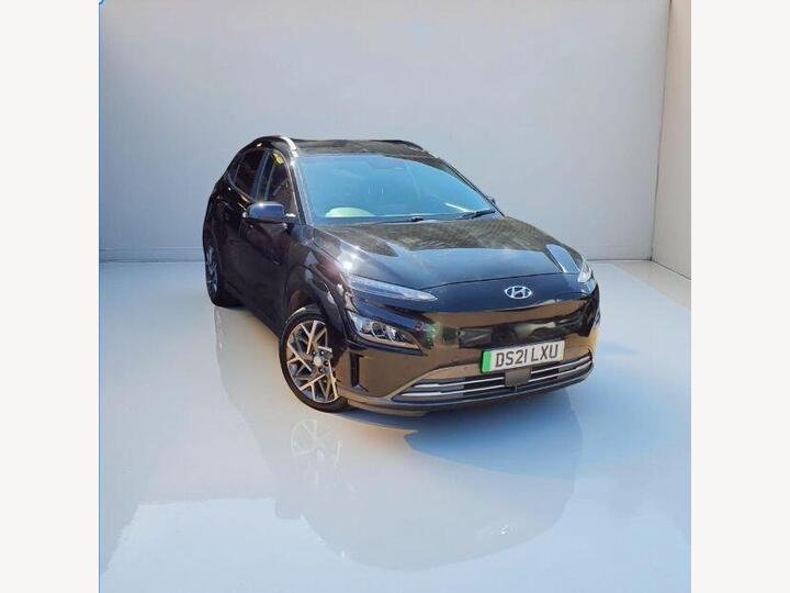 Hyundai KONA 64kWh Premium Auto 5dr (10.5kW Charger)