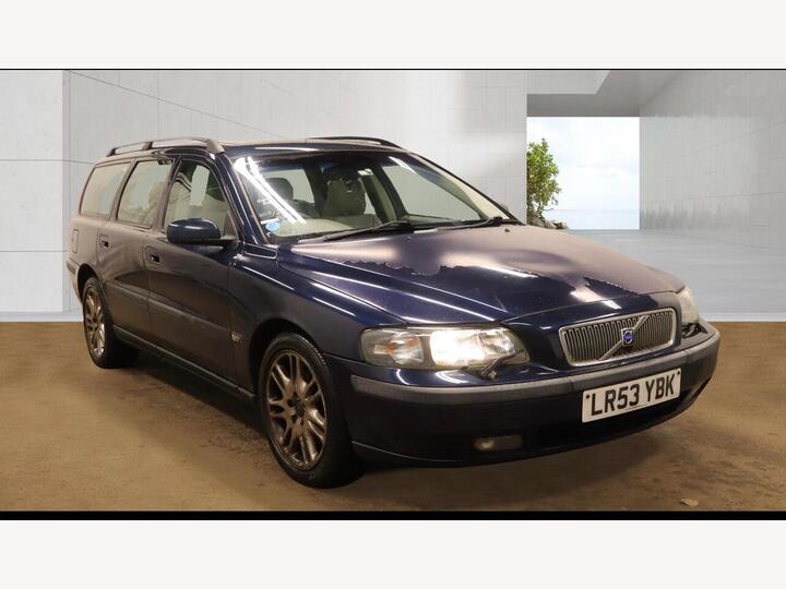 Volvo V70 2.4 SE 5dr