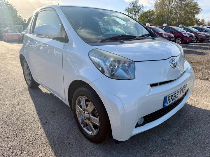 Toyota IQ 1.0 VVT-i 2 Multidrive Euro 5 3dr