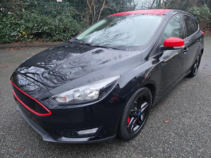 Ford Focus 1.5T EcoBoost Zetec S Black Edition Euro 6 (s/s) 5dr