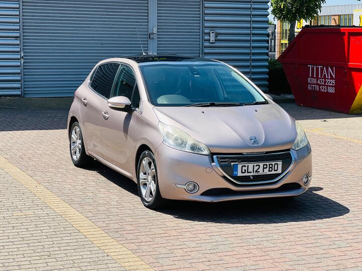 Peugeot 208 1.4 VTi Allure Euro 5 5dr