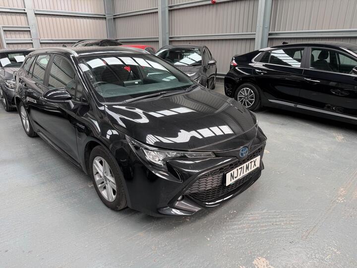 Toyota Corolla 1.8 VVT-h Icon Tech Touring Sports CVT Euro 6 (s/s) 5dr Toyota Corolla 1.8 VVT-h Icon Tech Touring Sports CVT Euro 6 (s/s) 5dr