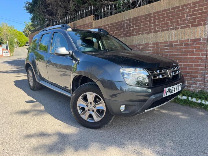 Dacia Duster 1.5 DCi Laureate Euro 5 5dr Dacia Duster 1.5 DCi Laureate Euro 5 5dr