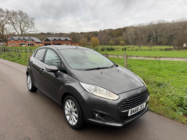 Ford Fiesta 1.0T EcoBoost Titanium Euro 6 (s/s) 5dr Ford Fiesta 1.0T EcoBoost Titanium Euro 6 (s/s) 5dr