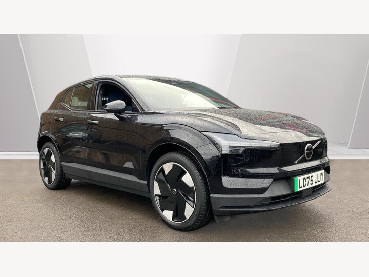 Volvo EX30 Twin Performance 69kWh Plus Auto AWD 5dr