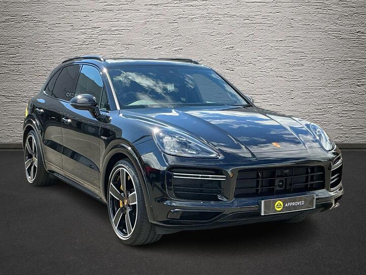 Porsche Cayenne 4.0 V8 E-Hybrid 17.9kWh Turbo S TiptronicS 4WD Euro 6 (s/s) 5dr