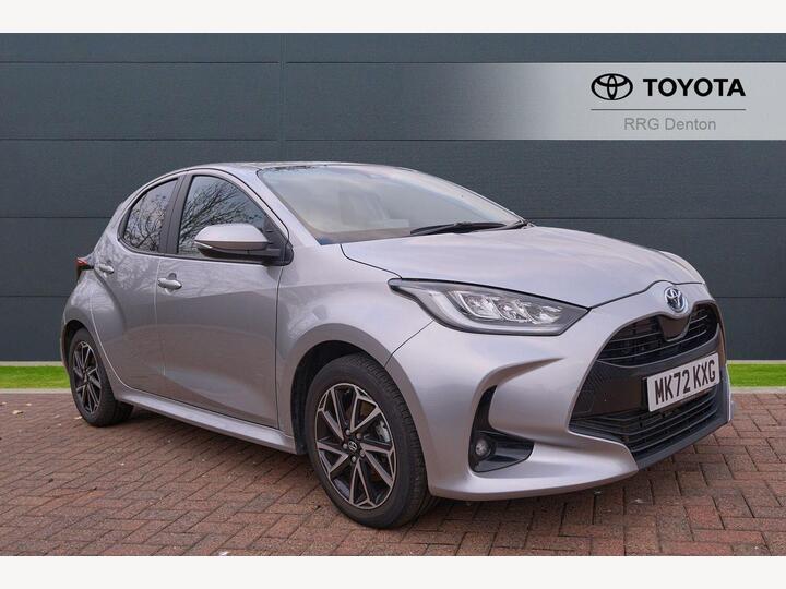 Toyota Yaris 1.5 VVT-h Design E-CVT Euro 6 (s/s) 5dr