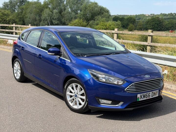 Ford Focus 1.0T EcoBoost Titanium Euro 6 (s/s) 5dr