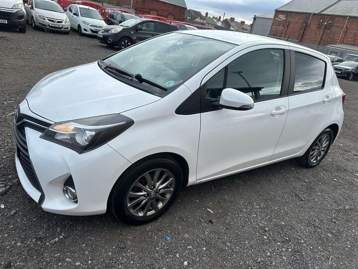 Toyota Yaris 1.0 VVT-i Icon Euro 6 5dr