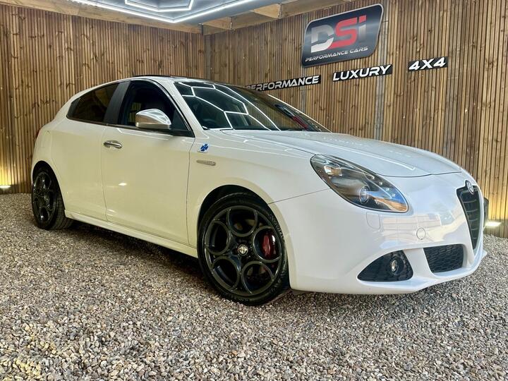 Alfa Romeo Giulietta 1750 TBi Cloverleaf Euro 5 5dr